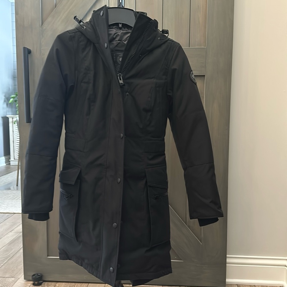 Canada Goose black label Kinley parka